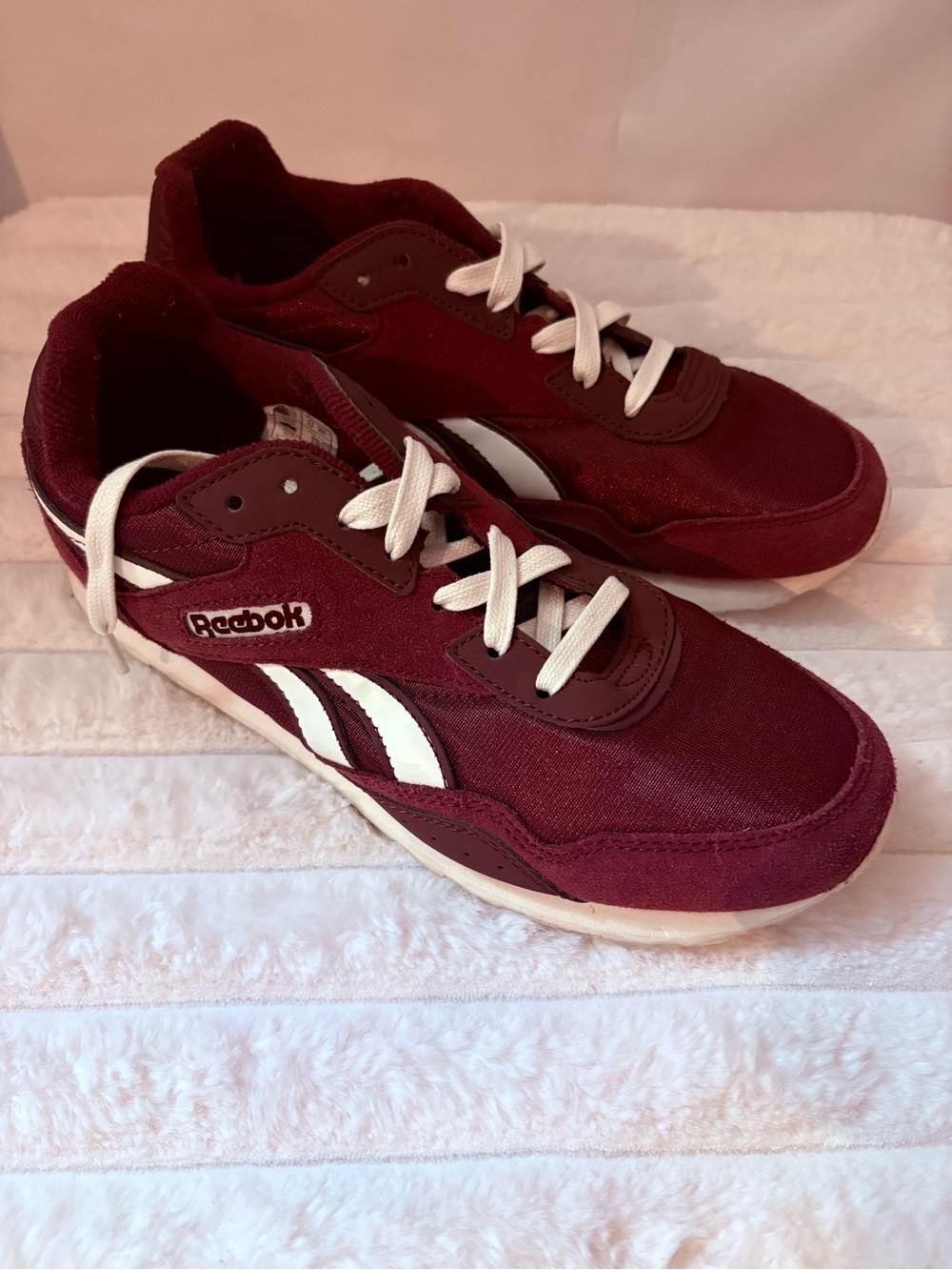 Reebok Women's Maroon and White Athletic Sneakers